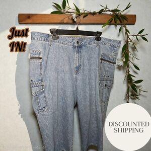 Faded Glory Women's Light Blue Denim Cargo Jeans 22W 100% Cotton Cropped/Petite